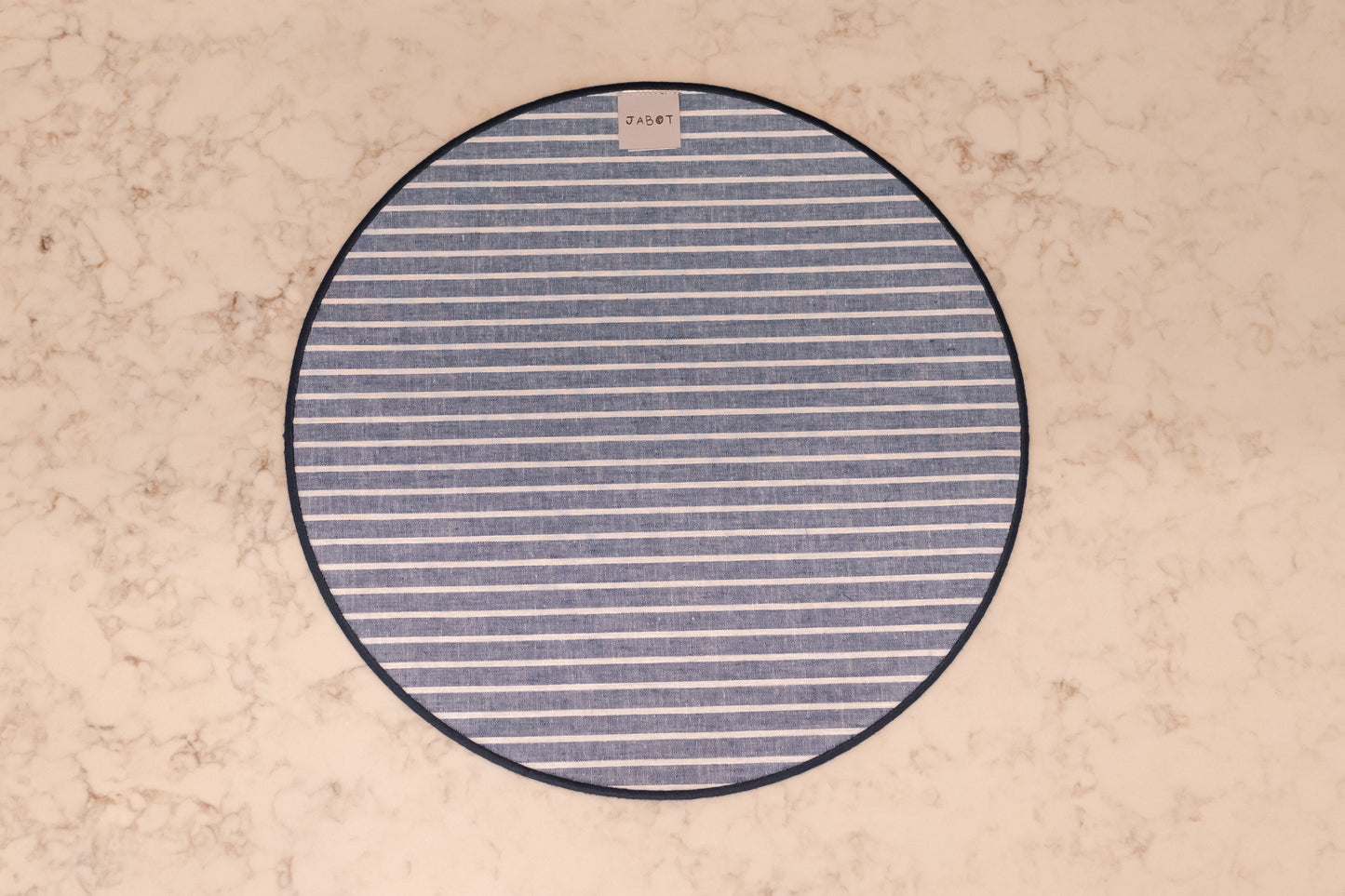 Sottopiatto in denim e lino con bordatura blu