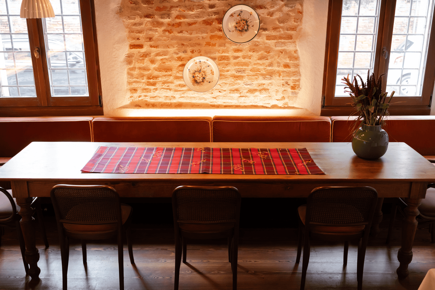 Runner in tessuto scozzese leggero