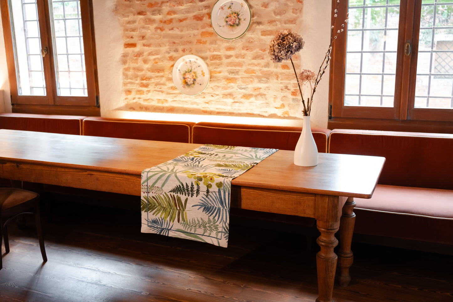 Runner in lino stampa foglie con cucitura