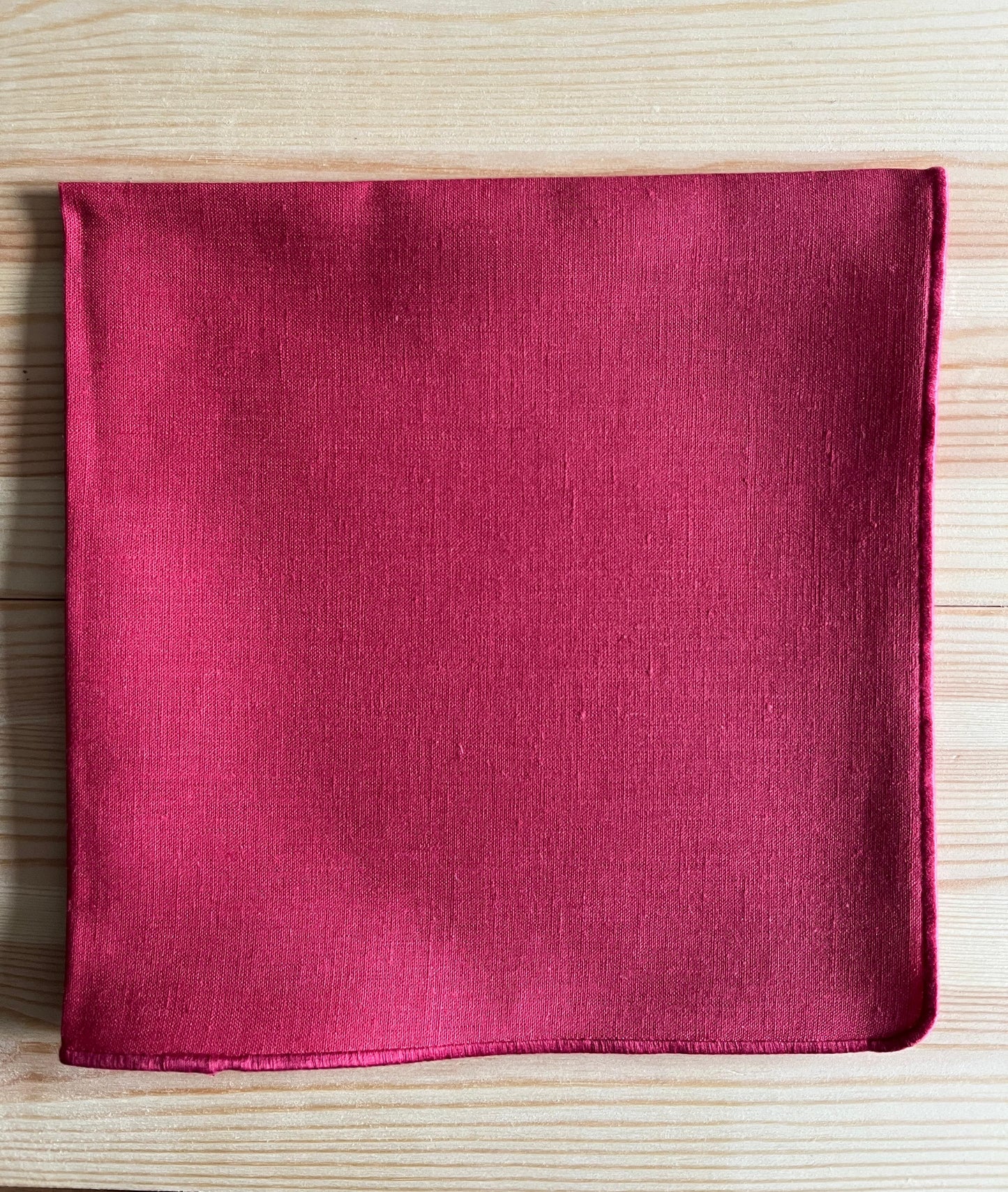 Tovagliolo in Lino con bordo ricamato