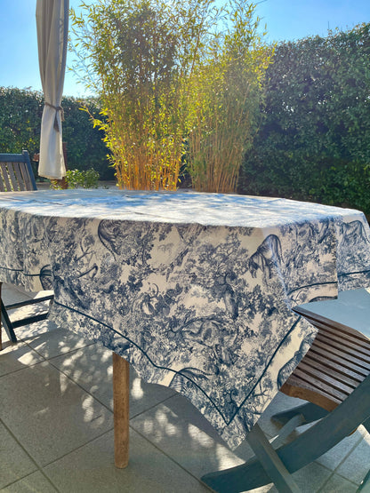 Tovaglia da colazione in lino con stampa e bordo ripiegato