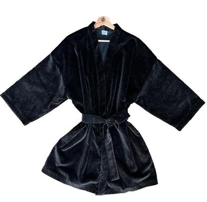 kimono lunghezza media in velluto nero